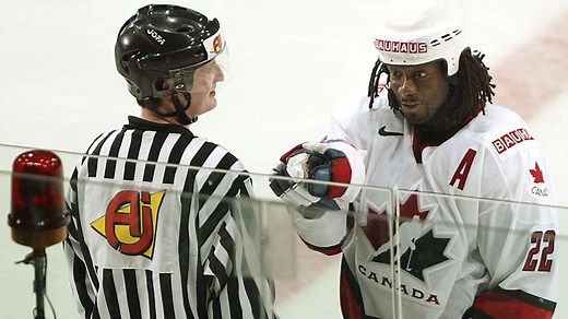 Anson Carter details how race played role in hockey career