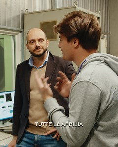 Non è magia, è ingegneria🔮 RS 457 Explained by Tommaso Marcon Guarda il video e pre-ordina la tua prossima Aprilia 👉 https://rb.gy/oarr6f #Aprilia #RS457 #BeARacer | Aprilia