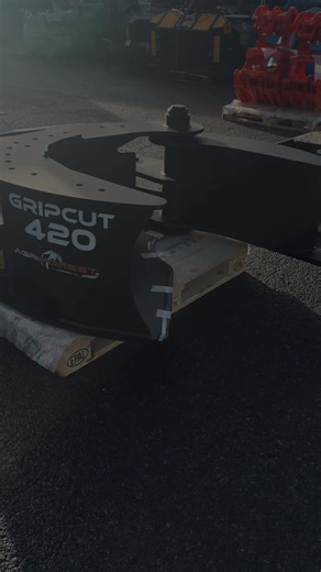 New grip cut 420 tree shear #robustrack