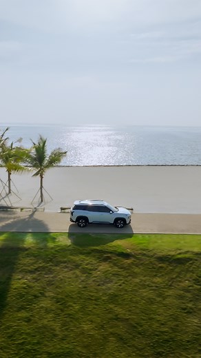 790K views · 1.5K reactions | #TemanSejalan yang siap ke mana aja! ✨ Menurut keluarga Ibu Yusi seorang karyawan swasta dan keluarga Ibu Fina seorang entrepeneur, Mitsubishi Destinator selalu bisa diandalkan, dari antar anak, ke kantor, sampai road trip bareng keluarga. Cari tahu lebih lanjut di website resmi Mitsubishi Motors Indonesia. #MitsubishiMotors #GrandDestinationsAwait #EmpoweringEveryJourney | Mitsubishi Motors Indonesia | Facebook