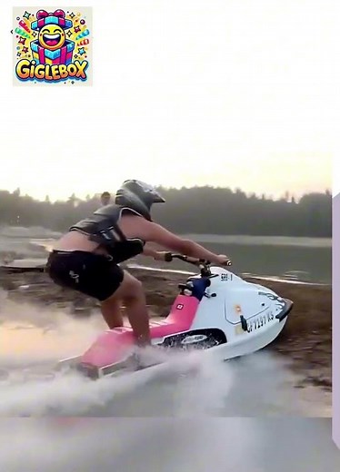 Your weekly dose of funny videos. Enjoy! @GiggleBoxForReal