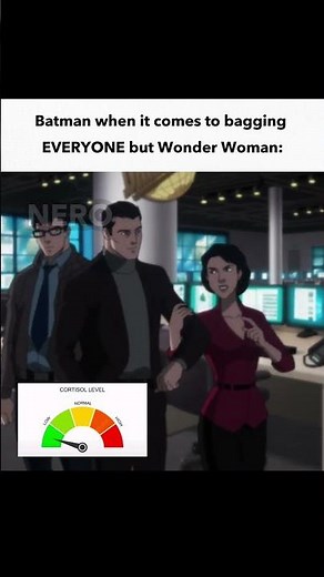 Batman's avoiding dating Wonder Woman at all costs 😭💔
