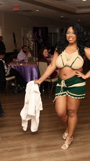 A little blurry but you see the "material " #crochet #model | 2Nine