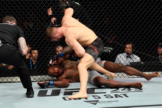 UFC 315 star smashed Khalil Rountree Jr. much faster than Alex Pereira did