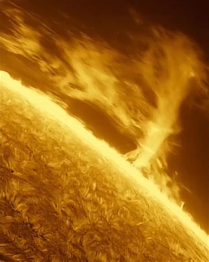 Solar Tornadoes | The Fiery Whirlwinds of Our Sun!
