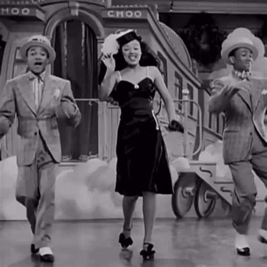 #standardsunday #Repost @oldhollywoodmusicals ・・・ The Nicholas Brothers (Harold and Fayard) and Dorothy Dandridge dance to “Chattanooga Choo Choo” in the 1941 musical “Sun Valley Serenade”. The film is shown 24 hours a day on a dedicated television channel available to all rooms at the Sun Valley Lodge and Inn. #thenicholasbrothers #haroldnicholas #fayardnicholas #dorothydandridge #chattanoogachoochoo #sunvalleyserenade #dancer #dance #dancing #tapdance #tapdancer #blackhistory #oldhollywood #ol
