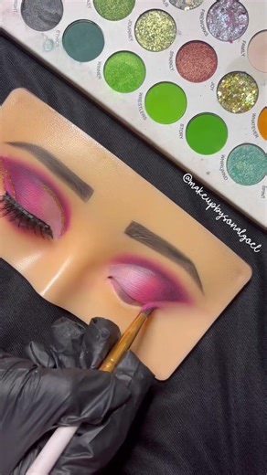 Pink Cut Crease Eye Makeup Tutorial 💖✨ | Bold Glitter Glam Eyeshadow Look | Step by Step