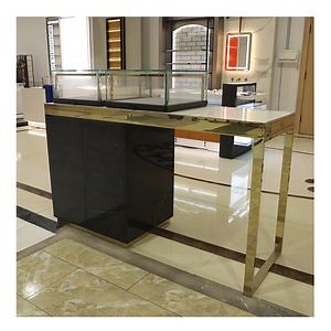 [Hot Item] Modern Display Racks Gondola for Shop Stands Retail Cosmetic Display Stand