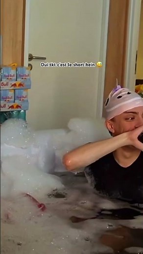 Anyme farts in her pool 😅🤣 #fart #humor #anyme