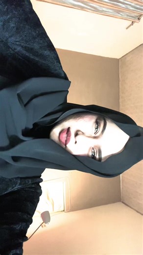 Makeup Tips for Concerts Without Tickets