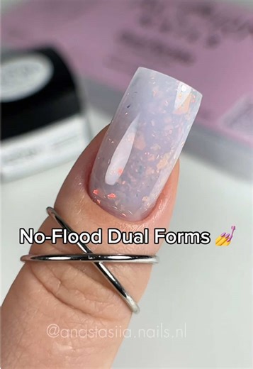 Master the Dual Forms Technique for Clean Nail Extensions