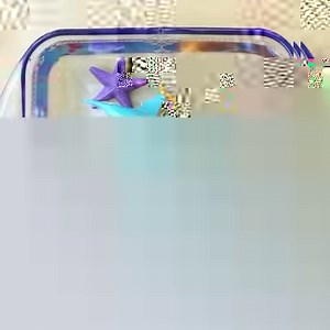 Water is magic ✨ and if we are talking taste safe sensory play, water wins for most versatile. Freeze it and you have a rescue activity, make an ocean by coloring it blue, warm it up and you have “afternoon tea” pouring practice, fill a balloon to make a squish toy, make it dark and you have a mystery game. It’s also ageless. It can be adapted in tons of ways to suit babies all the way to adults 😜. I’ll be showing different taste safe sensory play ideas using water in my stories today ❤️. What’