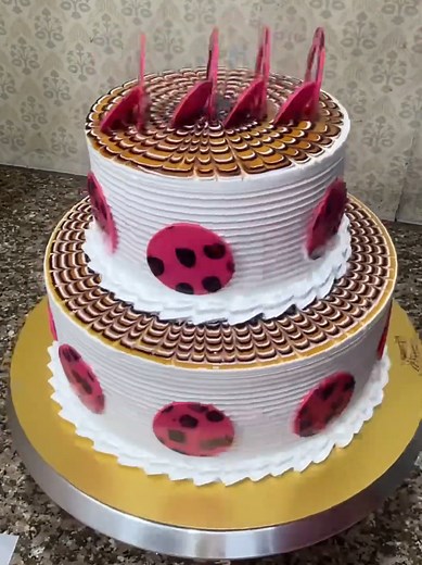 Delicious 2 Step Butterscotch Cake Design