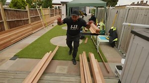 Installing a Cedar Slatted Horizontal Fence | Barcode Style | Skirting 4 U