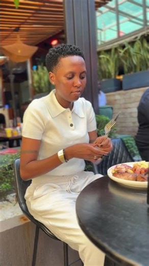 Is anyone addicted to food like i do?😅. #azawi #addictive