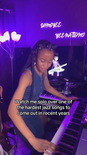 Also one of the hardest songs I’ve live looped 😮‍💨 • Song ID: b i g f e e l i n g s by Willow Smith • #cover #willowsmith #musician #livelooping #jazz | Damoyee