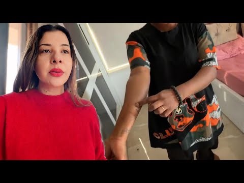 GUDIYA KA HATH KAT GAYA😐