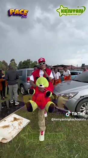 The Teddy bear or the Deejay? Wrong answers only. 😎 @Pace_setter_Mag @DeejayDeewiz @💚 Mokaya Junior 💚 @❌machwani❌ @Jimdy's World @Hype Nollan @Dj Lebbz @Dj Xavi @jane MSO @Mc Hashtag #kenyanHighschoolsTv #pacesettermag #talentshow #djdeewiz #teddybear