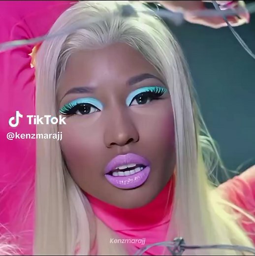 Beez in the Trap: Nicki Minaj Performance Highlights