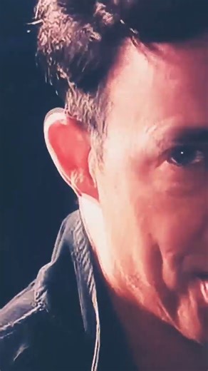 The flash use a super speed on a keypad. The flash 🔥