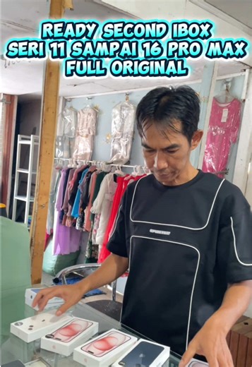 Exploring the Second iPhone ex iBox in Indonesia