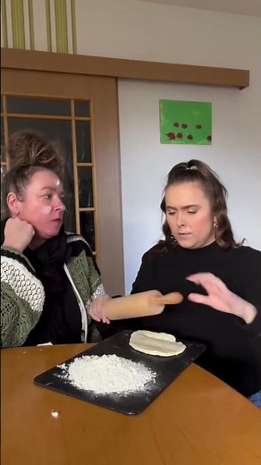 She didn't expect the flour explosion 💥 #prank #funny #shorts