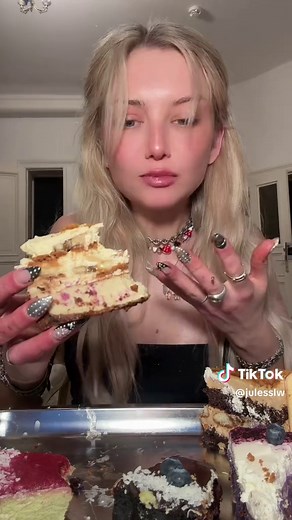 Vegane Kuchen-Highlights im Mugbang: Geschmackstest