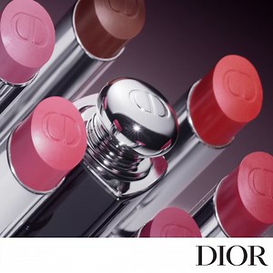 DIOR ADDICT – THE FASHION SHINE LIPSTICK Discover the five new high-shine shades combining pastels & pop tones. Available in a 24h hydrating formula offering 6h shine and composed of 90% natural-origin ingredients. #dioraddict Complimentary shipping on orders of $90 or more. | Dior
