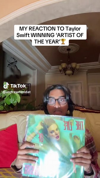 MY REACTION TO Taylor Swift WINNING ‘ARTIST OF THE YEAR’ AT THE IHEARTRADIO MUSIC AWARDS 🏆 #taylorswift #artistoftheyear #iheartradiomusicawards2026 #iheartawards2026 #iheartradio