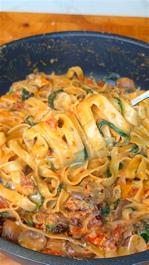 Eenvoudige manier om een troostrijke pasta te maken