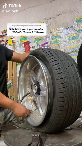 Best Tire Size for a Stylish Stretch Look