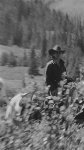 15K views · 1.7K reactions | New Women’s Harbor Front Waxed Jacket. Protection, comfort, and 100 years of heritage. Filson waxed canvas, insulated with soft brushed-cotton flannel. | Filson | Facebook