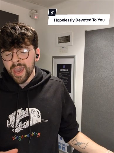 hot take but Sandy never should've changed for Danny #grease #greaselightning #hopelesslydevotedtoyou #fyp #musicaltheatre