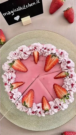 Creamy No-Bake Strawberry Cheesecake Recipe