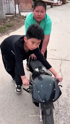 இறுதிவர பாருங்க 😱🧐 ~ Building Wooden Log Cabin In Forest / Survival House Step By Step"72