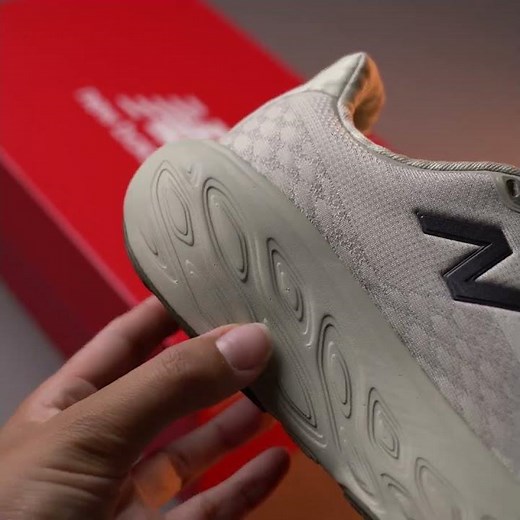 Tênis New Balance Fresh Foam X 1080 V14 Feminino 9905215K