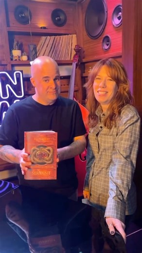 Rhonda & Jason Halbert on Instagram: "SERVANT has officially been out less than a month and already we have received so much love and support. Shoutout to our @kellyclarksonshow family for putting us back on top of the charts. Link 🔗 in bio to grab your copy! Video Description: Throwback to when we were on The Kelly Clarkson Show…SERVANT is out now. Go grab your copy! . . . . #indieauthors #newbook #goodpasturechronicles #servant #rjhalbert"