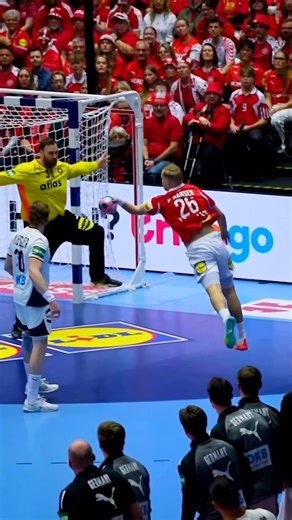 Look at his arm 🫣😳 #handball #håndbold #ehfeuro2026 #ehf