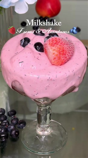 Una malteada tan deliciosa 🩷🍓🫐 #milkshake #fyp | Milk Shake