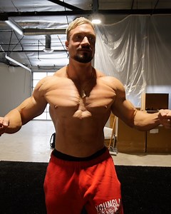 Joesthetic's Crazy Alien Gains (Famous Piano Chest) #joesthetic #jolidner #gym #craychest #chestday #strength | Big SC Boy