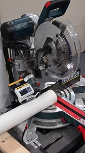 The M1 can be easily calibrated to work on curved surfaces found on pipe and other building materials! Once calibrated, the M1 will hold its accuracy over short and even long distances as shown in this video! Be sure to sprinkle your cut chips at the end for proper blade lifetime 😉 | Reekon Tools