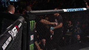 101K views · 1K reactions | When the boss says you can start your weekend early ... #FridayFeeling | UFC | Facebook