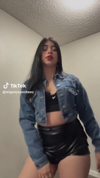 Dance Moves to Try This Weekend