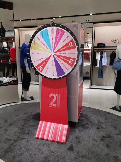 Win Prizes with Spin Wheel - The Perfect Event Entertainment