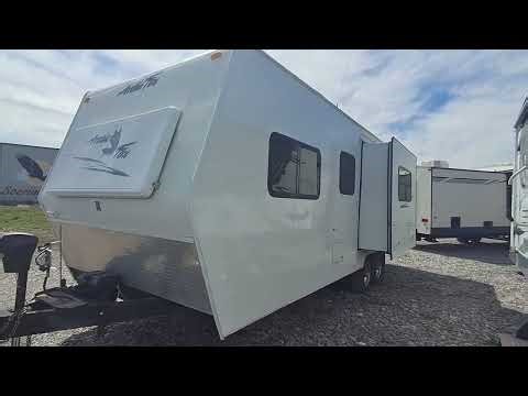 2004 Northwood Arctic Fox 25R