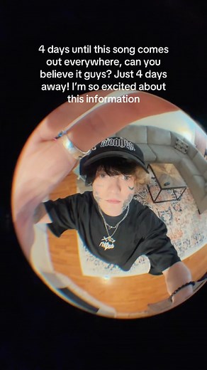 Bloomer | 4 days left! #shoegaze | Instagram