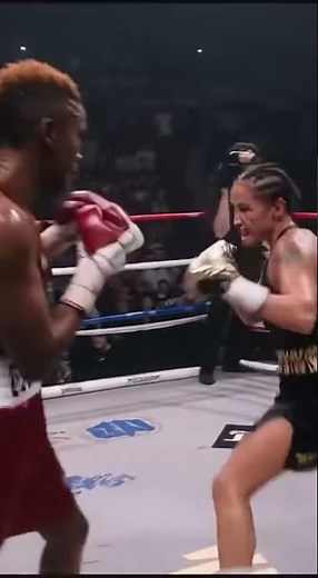 BRUTAL Punch Lands HARD! 😱🥊🔥 (Girls Boxing Fight)