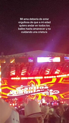 Orgullosa de Bailar Hasta Amanecer