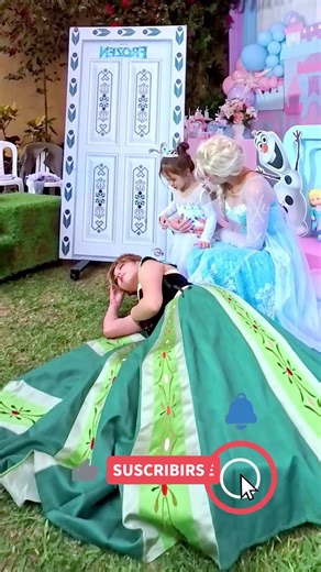 FROZEN❄️ We're thawing Arendelle with the magic of April ✨ #FrozenKidsShow #FrozenShow #FrozenParty