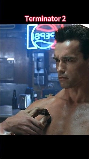 #movie #film 🤖 T-800 STEALS CLOTHES & KICKS ASS | Terminator 2 Bar Scene Breakdown! 💥🍻